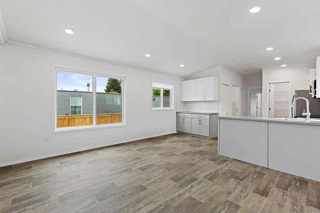 MLS® A2232260 - Unit #5 6220 17 Avenue SE in Red Carpet Calgary, Mobile