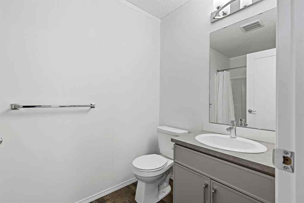 MLS® A2232260 - Unit #5 6220 17 Avenue SE in Red Carpet Calgary, Mobile