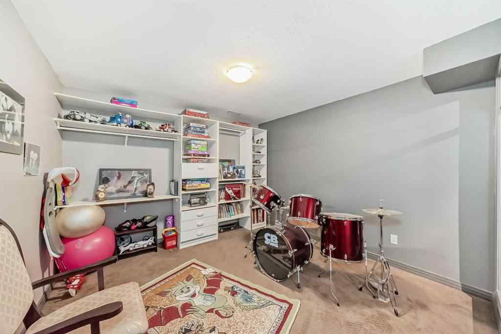 MLS® A2232261 - 206 Tuscany Ravine Close NW in Tuscany Calgary, Residential