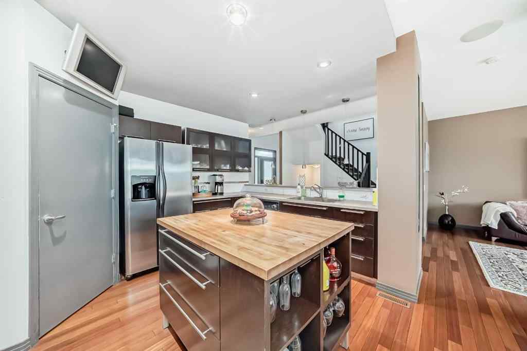 MLS® A2232261 - 206 Tuscany Ravine Close NW in Tuscany Calgary, Residential