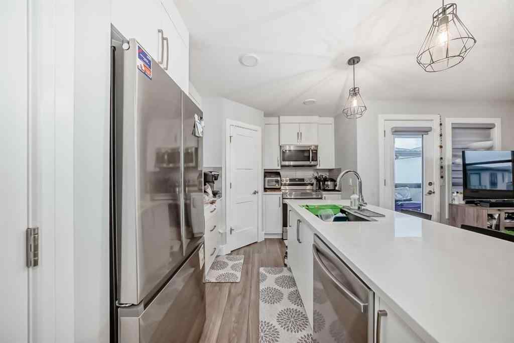 MLS® A2232263 - 95 Rock Lake View NW in Rocky Ridge Calgary, Residential