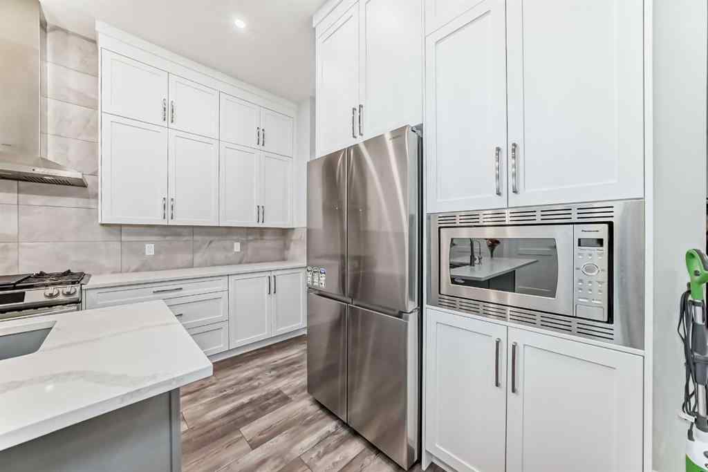MLS® A2232263 - 95 Rock Lake View NW in Rocky Ridge Calgary, Residential