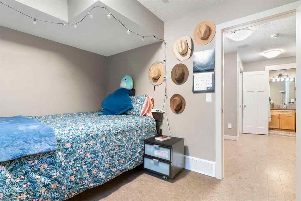 MLS® A2232265 - Unit #1 4728 17 Avenue NW in Montgomery Calgary, Residential