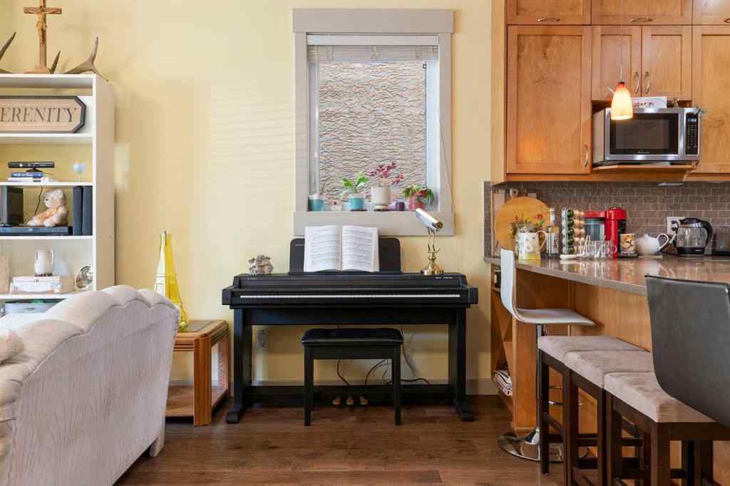 MLS® A2232265 - Unit #1 4728 17 Avenue NW in Montgomery Calgary, Residential