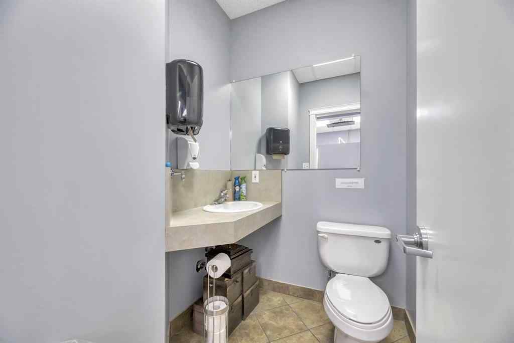 MLS® A2232286 - 902 9 Avenue SW in Downtown Commercial Core Calgary, Commercial