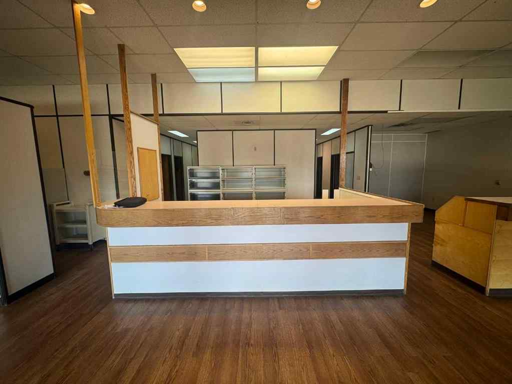 MLS® A2232352 - 5010 54 Avenue  in NONE Grimshaw, Commercial