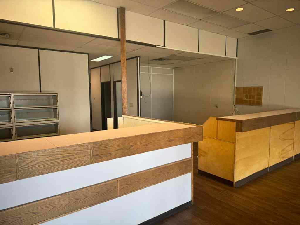 MLS® A2232352 - 5010 54 Avenue  in NONE Grimshaw, Commercial