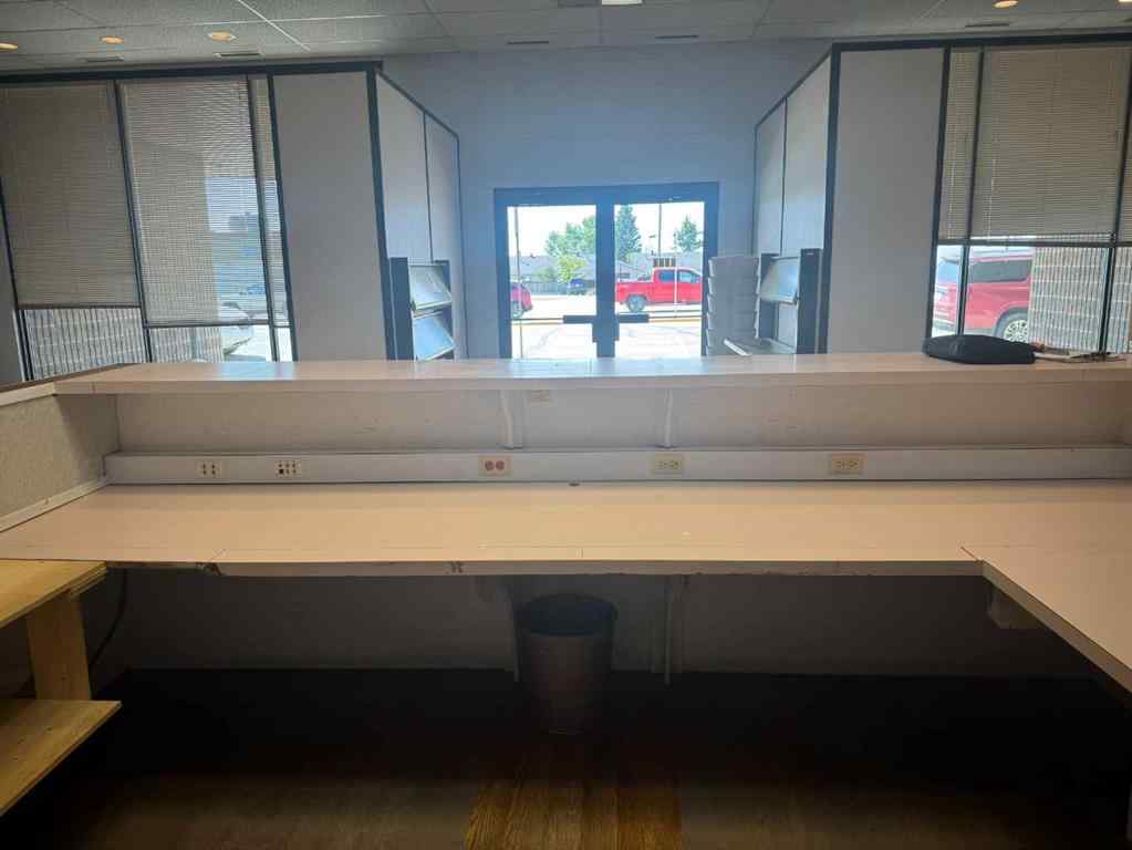MLS® A2232352 - 5010 54 Avenue  in NONE Grimshaw, Commercial