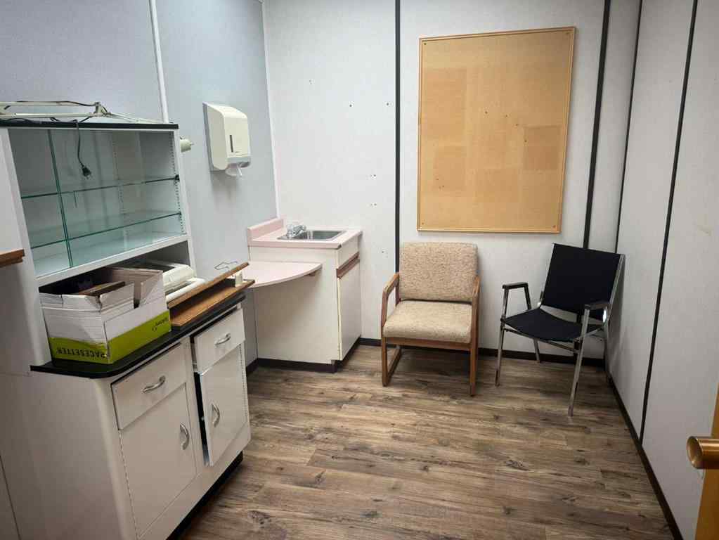 MLS® A2232352 - 5010 54 Avenue  in NONE Grimshaw, Commercial