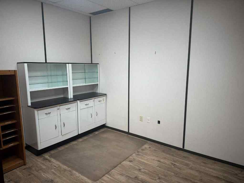 MLS® A2232352 - 5010 54 Avenue  in NONE Grimshaw, Commercial