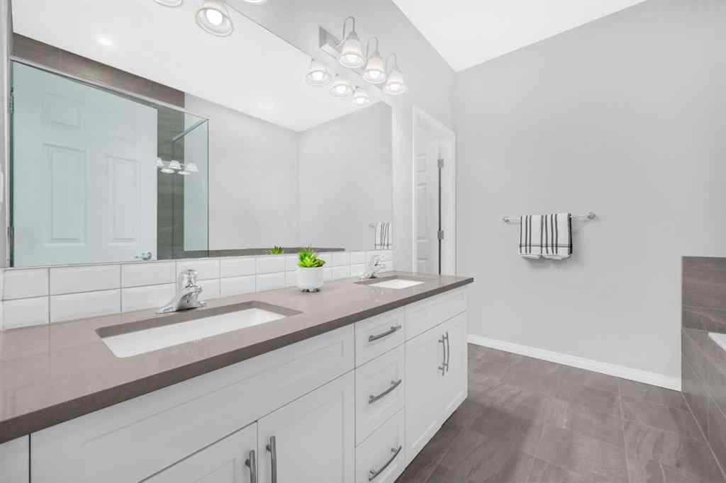 MLS® A2232355 - 52 Yorkstone Grove SW in Yorkville Calgary, Residential