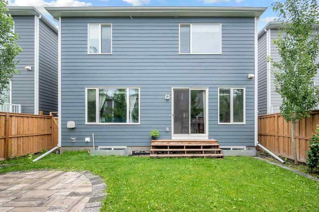 MLS® A2232355 - 52 Yorkstone Grove SW in Yorkville Calgary, Residential