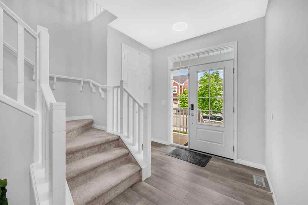 MLS® A2232355 - 52 Yorkstone Grove SW in Yorkville Calgary, Residential