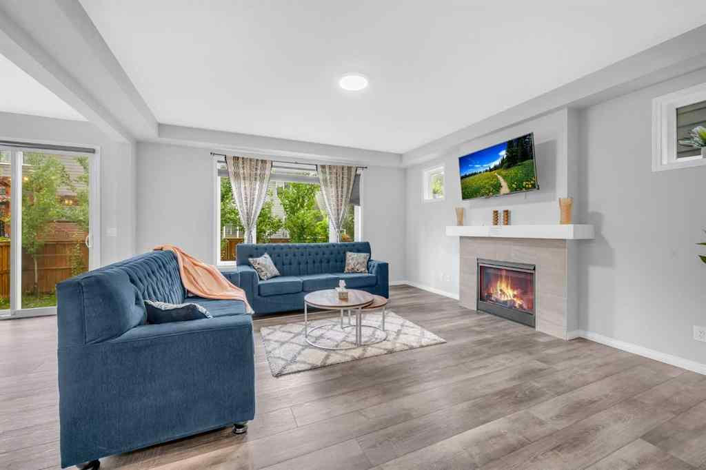 MLS® A2232355 - 52 Yorkstone Grove SW in Yorkville Calgary, Residential