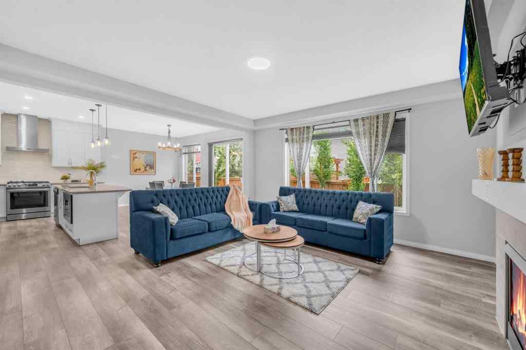 MLS® A2232355 - 52 Yorkstone Grove SW in Yorkville Calgary, Residential