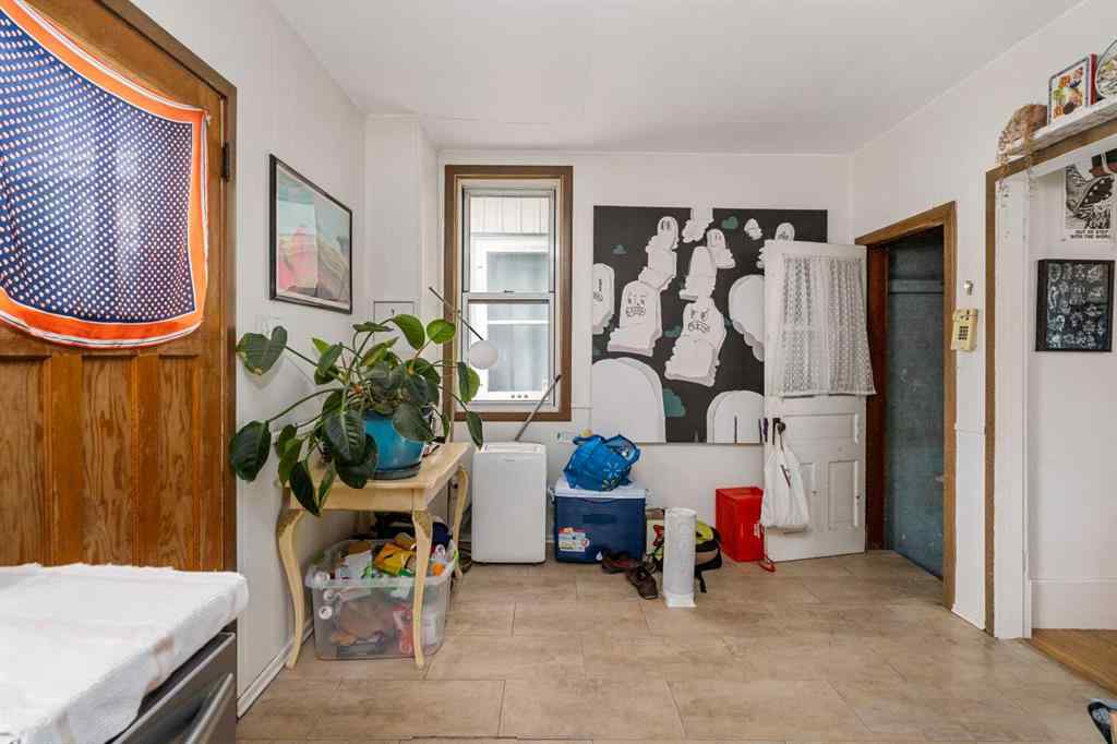 MLS® A2232360 - 527 20 Avenue SW in Cliff Bungalow Calgary, Residential