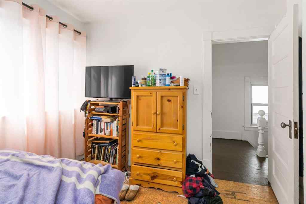 MLS® A2232360 - 527 20 Avenue SW in Cliff Bungalow Calgary, Residential