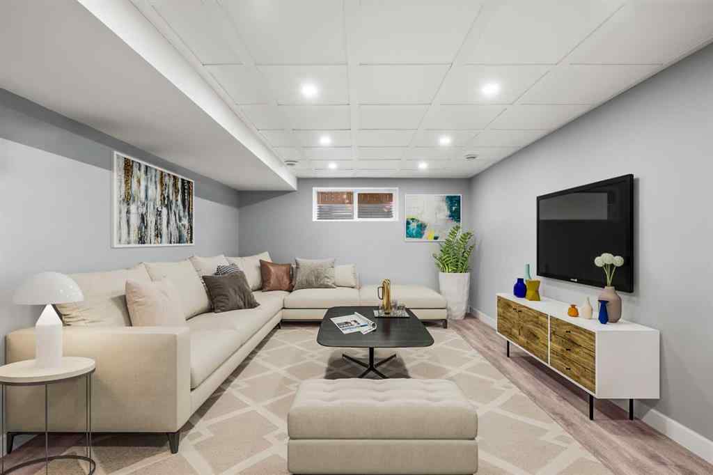 MLS® A2232363 - 136 Kinniburgh Drive  in Kinniburgh North Chestermere, Residential
