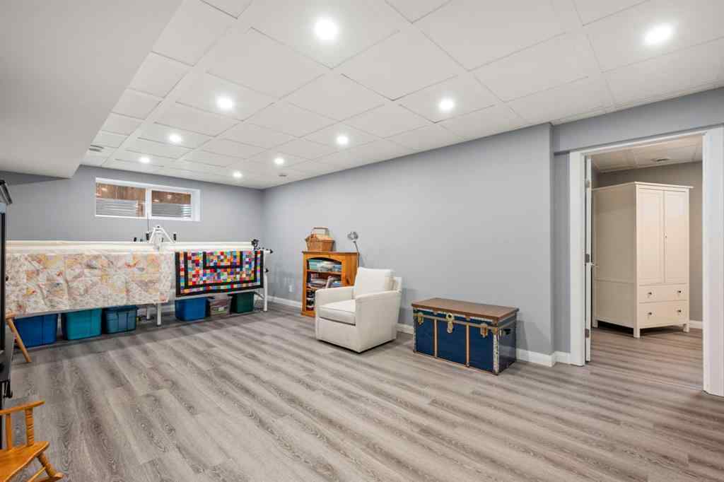 MLS® A2232363 - 136 Kinniburgh Drive  in Kinniburgh North Chestermere, Residential