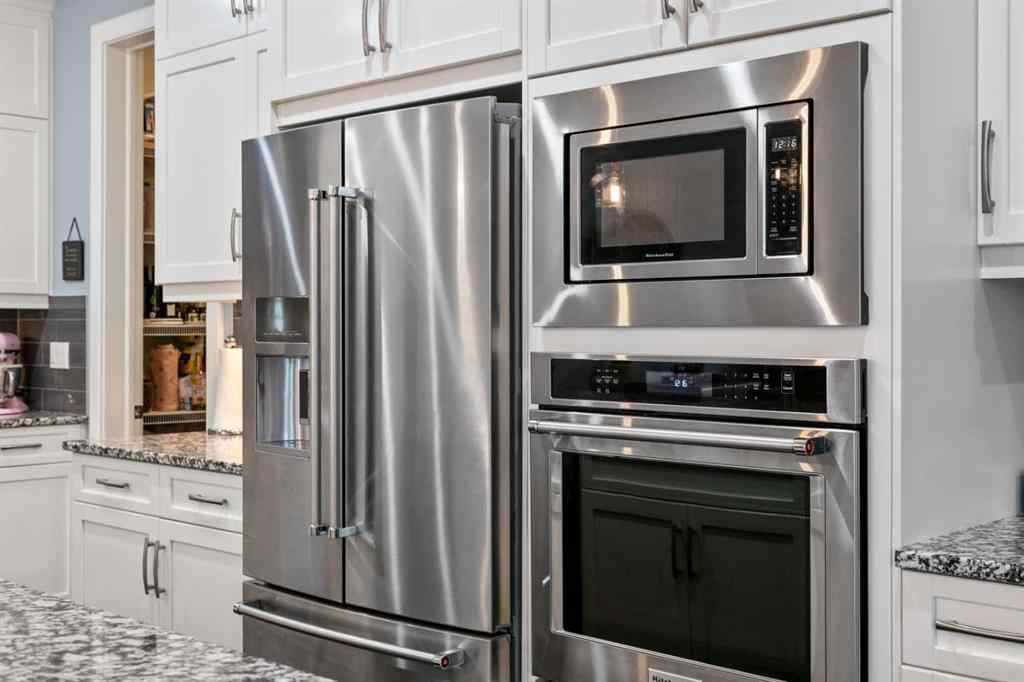 MLS® A2232363 - 136 Kinniburgh Drive  in Kinniburgh North Chestermere, Residential