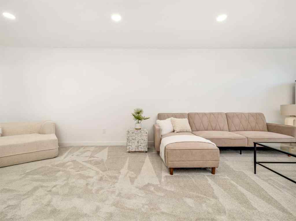 MLS® A2232371 - 2905 47 Street S in Discovery Lethbridge, Residential