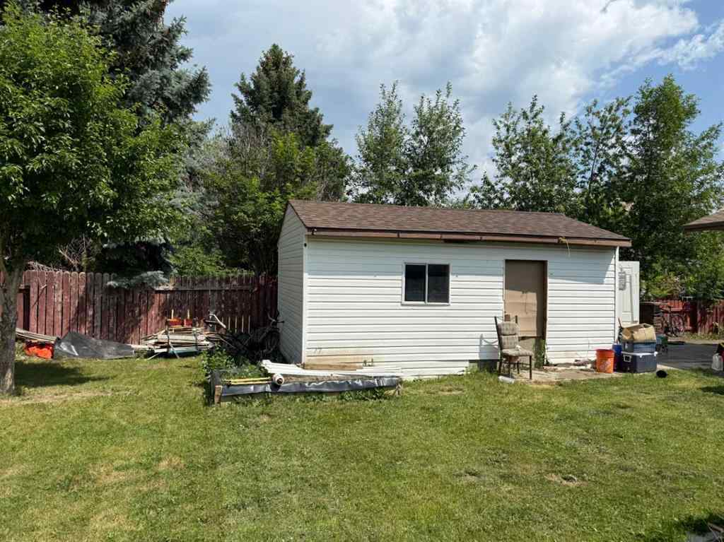MLS® A2232372 - 15 Ash Street  in Sunnylea Brooks, Residential