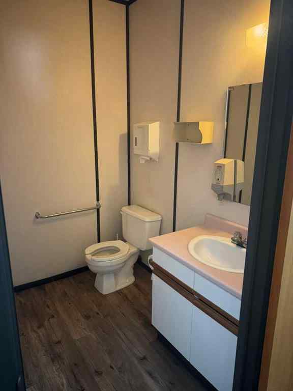 MLS® A2232376 - 5010 54 Avenue  in NONE Grimshaw, Commercial