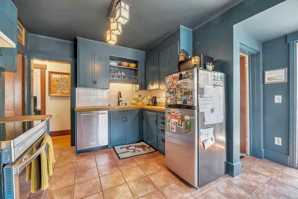 MLS® A2232378 - 111 11 Avenue NW in Crescent Heights Calgary, Residential