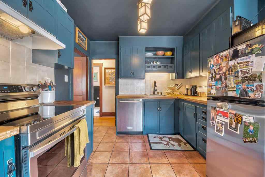MLS® A2232378 - 111 11 Avenue NW in Crescent Heights Calgary, Residential
