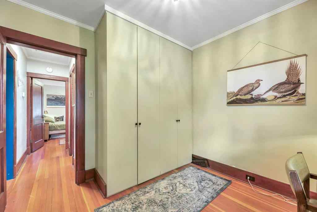 MLS® A2232378 - 111 11 Avenue NW in Crescent Heights Calgary, Residential