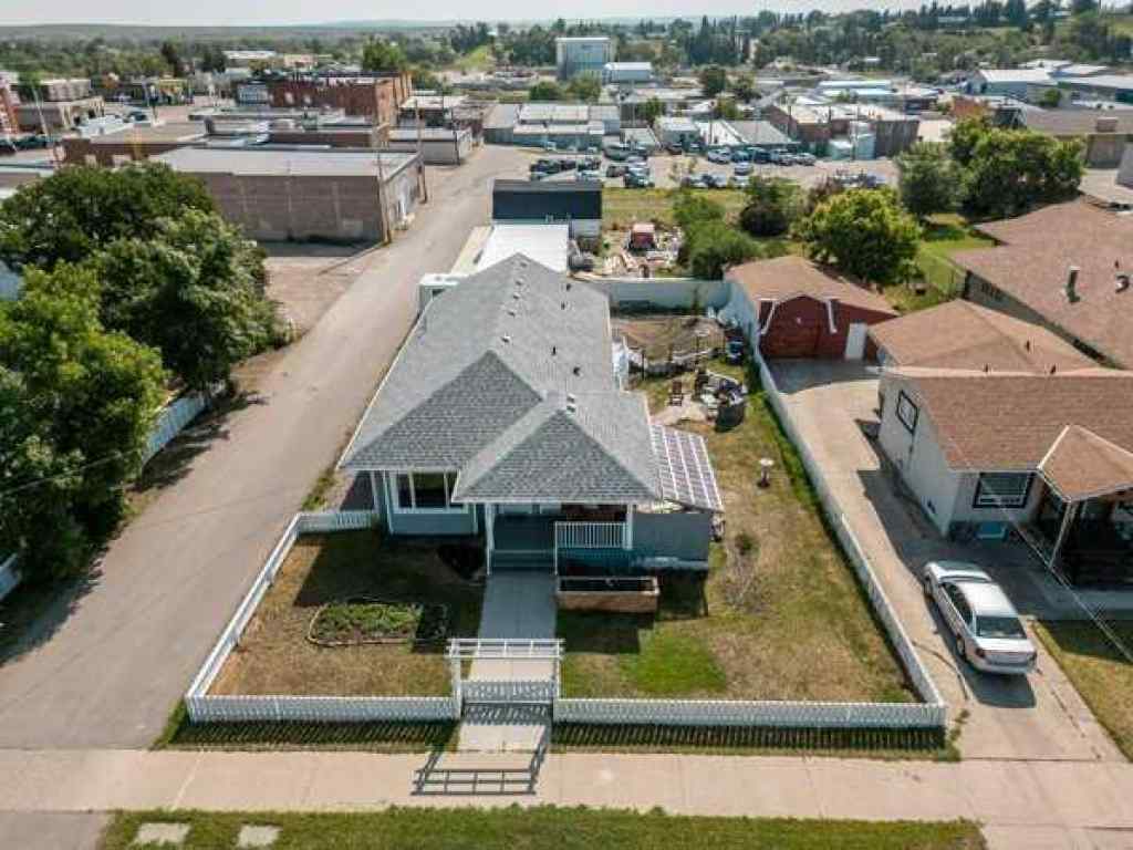 MLS® A2232408 - 242 1st Street W in NONE Cardston, Residential