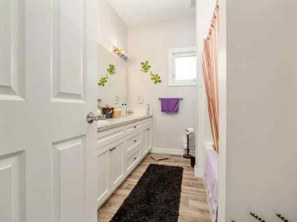 MLS® A2232408 - 242 1st Street W in NONE Cardston, Residential