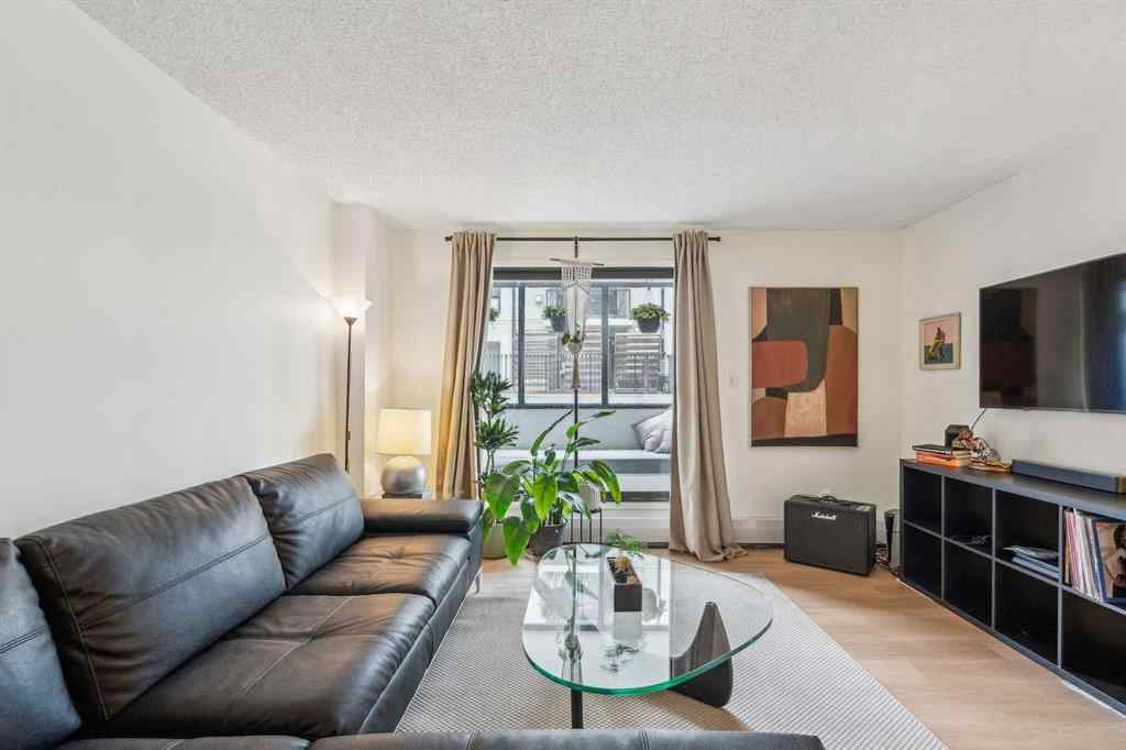 MLS® A2232418 - Unit #214 111 14 Avenue SE in Beltline Calgary, Residential