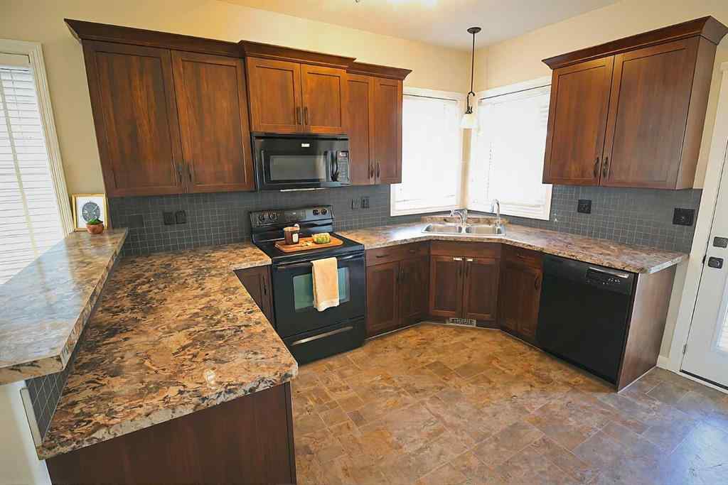 MLS® A2232422 - 109 Churchill Place  in Cottonwood Estates Blackfalds, Residential