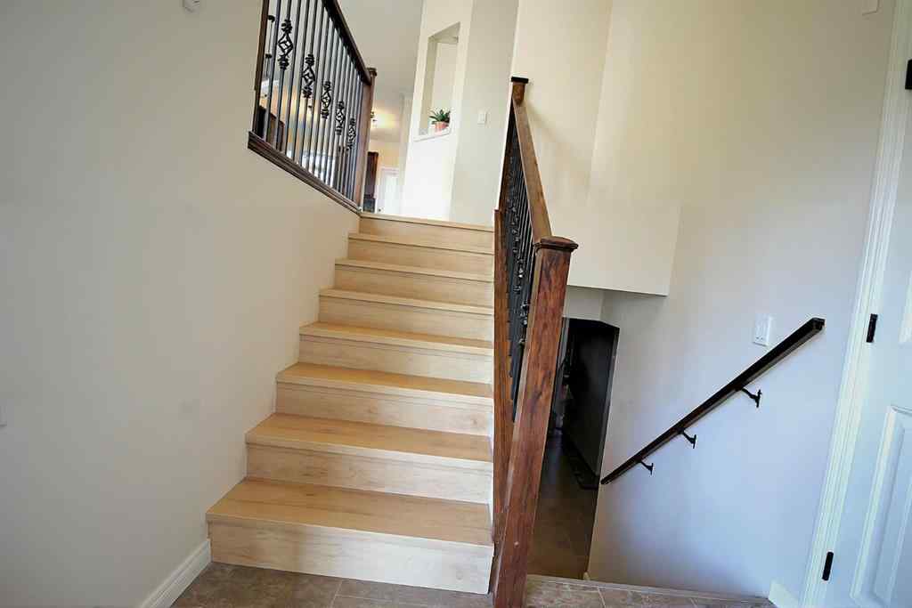MLS® A2232422 - 109 Churchill Place  in Cottonwood Estates Blackfalds, Residential