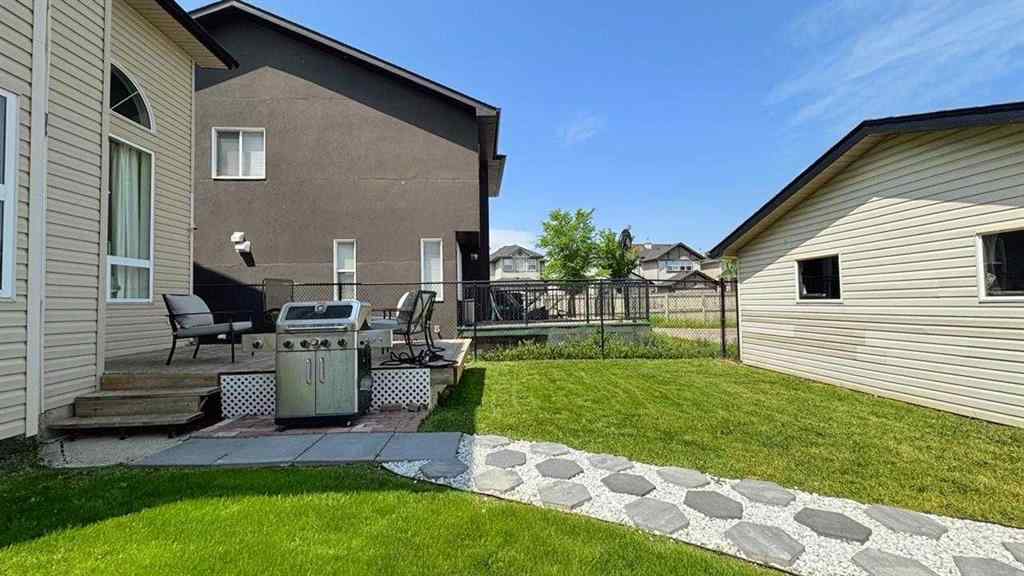 MLS® A2232434 - 6 Saddlebrook Gardens NE in Saddle Ridge Calgary, Residential