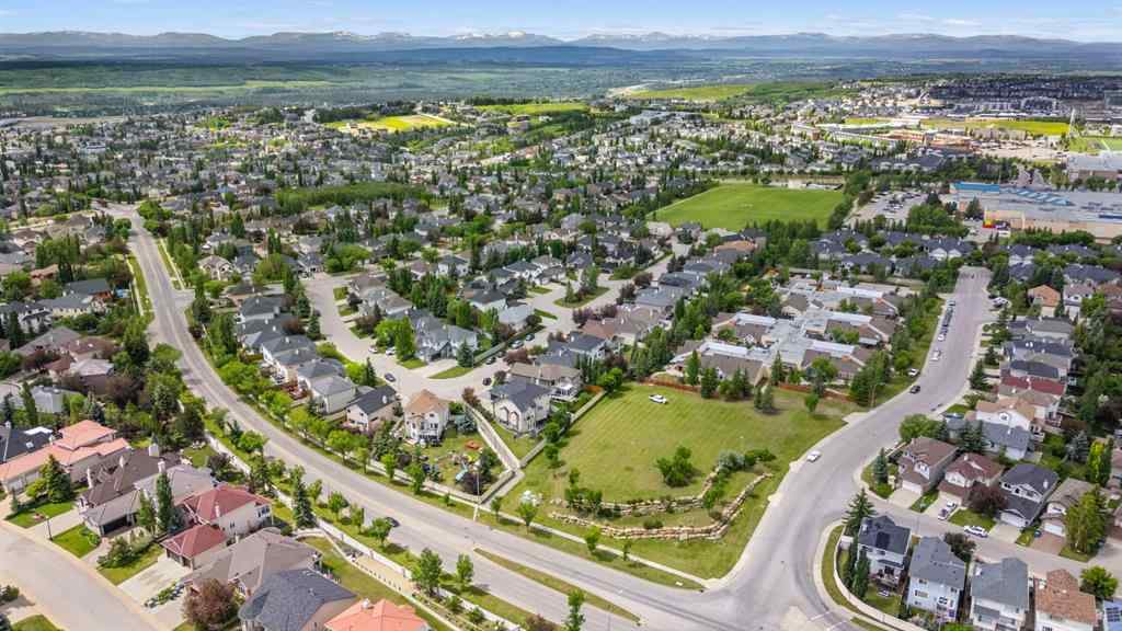 MLS® A2232437 - 38 Simcoe Crescent SW in Signal Hill Calgary, Residential