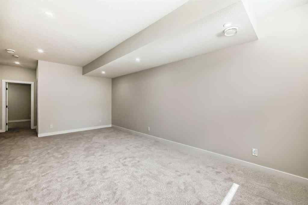 MLS® A2232447 - 4816 70 Street NW in Bowness Calgary, Residential