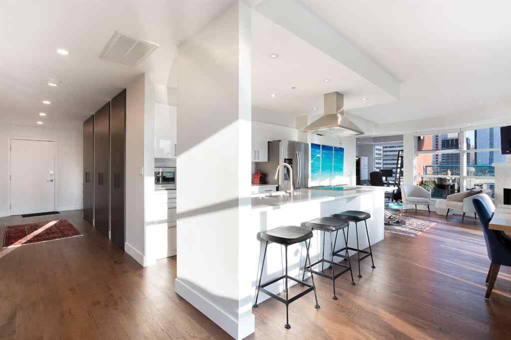 MLS® A2232473 - Unit #1005 205 Riverfront Avenue SW in Chinatown Calgary, Residential
