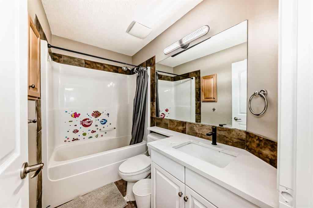 MLS® A2232474 - 55 Edgeridge Circle NW in Edgemont Calgary, Residential