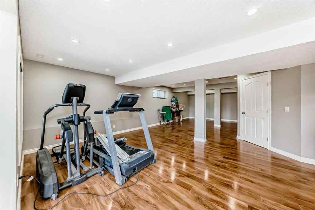 MLS® A2232474 - 55 Edgeridge Circle NW in Edgemont Calgary, Residential