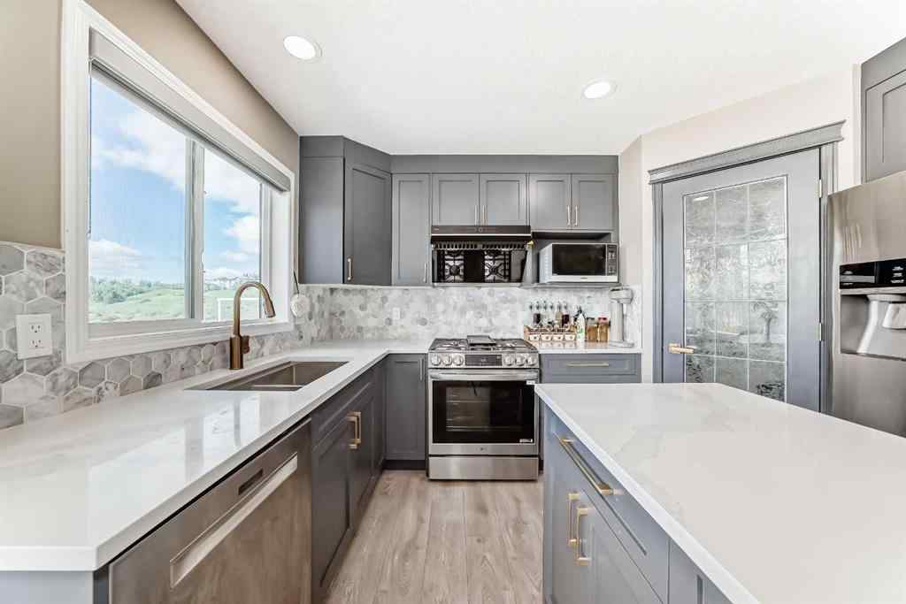 MLS® A2232474 - 55 Edgeridge Circle NW in Edgemont Calgary, Residential