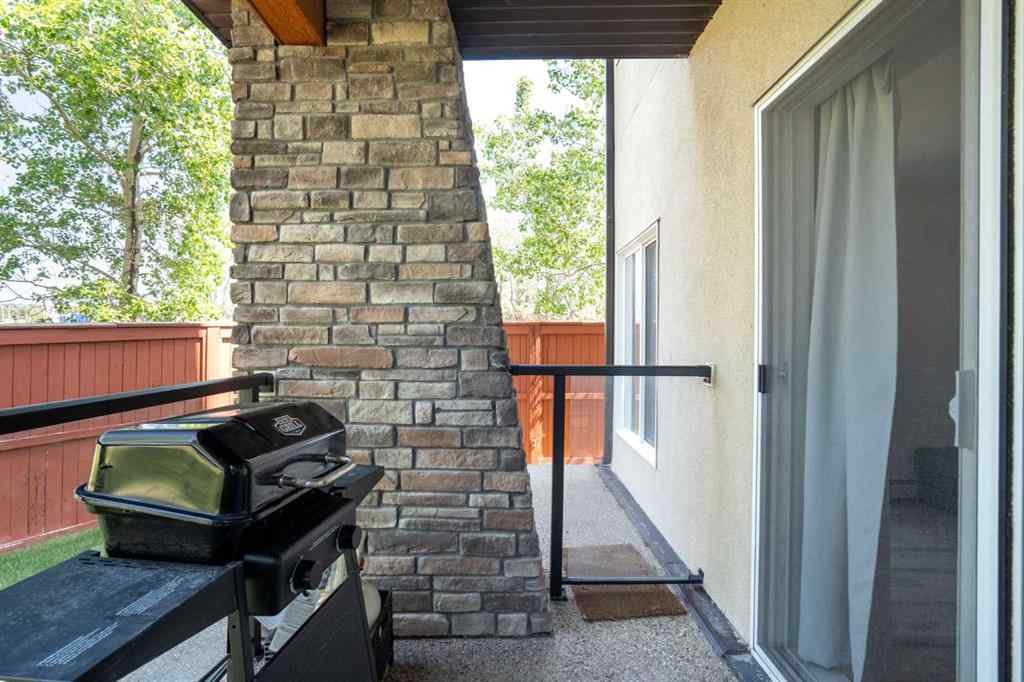 MLS® A2232480 - Unit #113 3950 46 Avenue NW in Varsity Calgary, Residential
