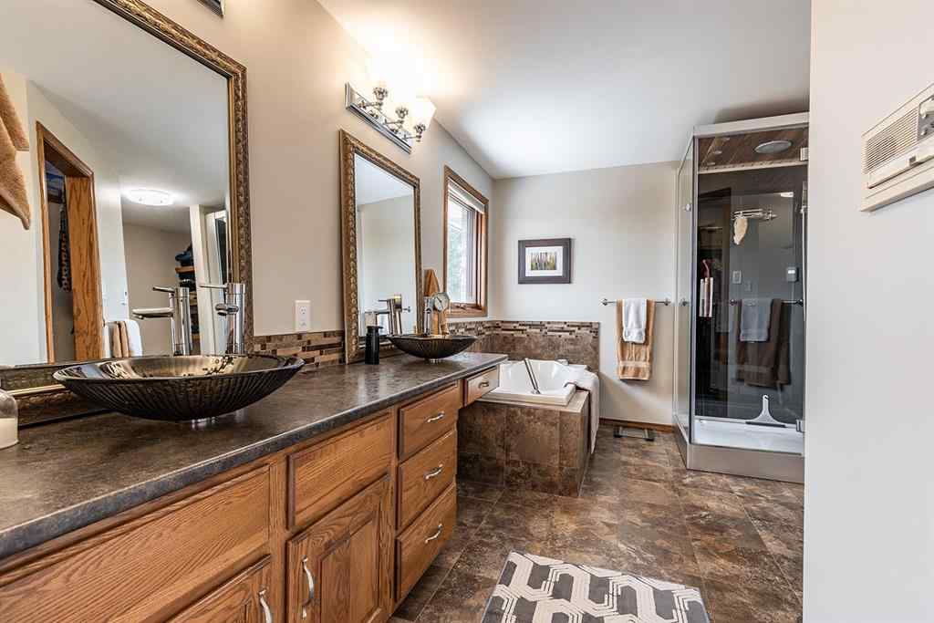 MLS® A2232481 - 614 Ross Glen Drive SE in Ross Glen Medicine Hat, Residential