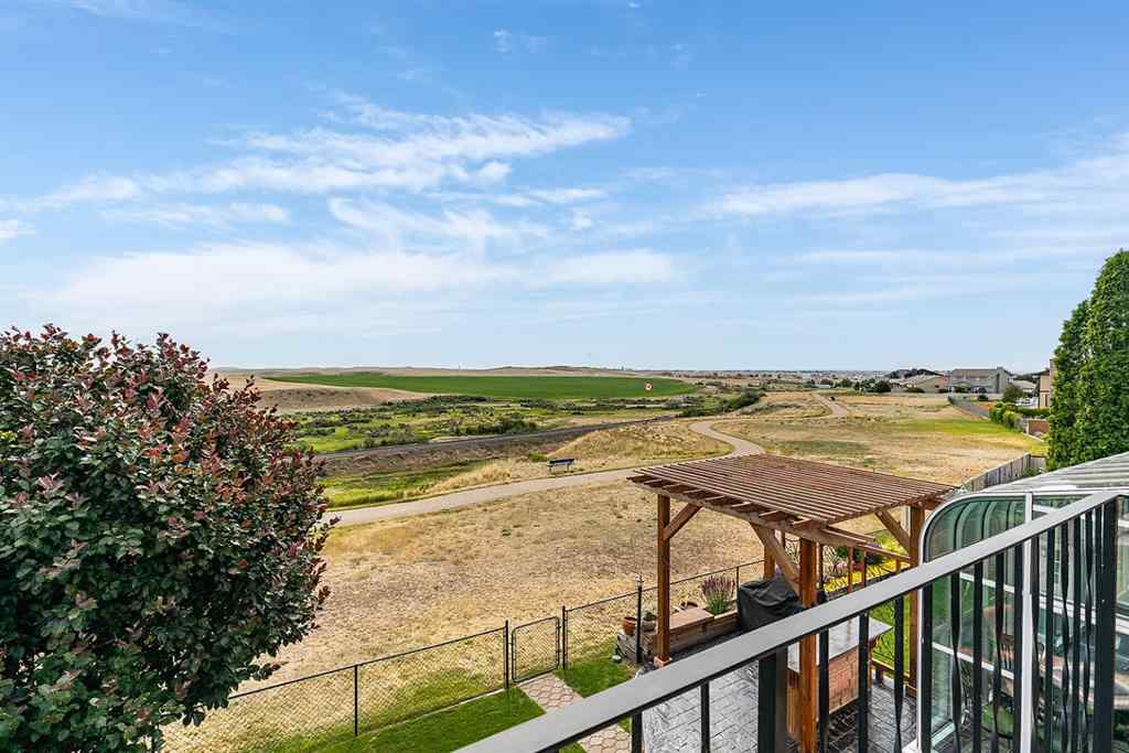 MLS® A2232481 - 614 Ross Glen Drive SE in Ross Glen Medicine Hat, Residential