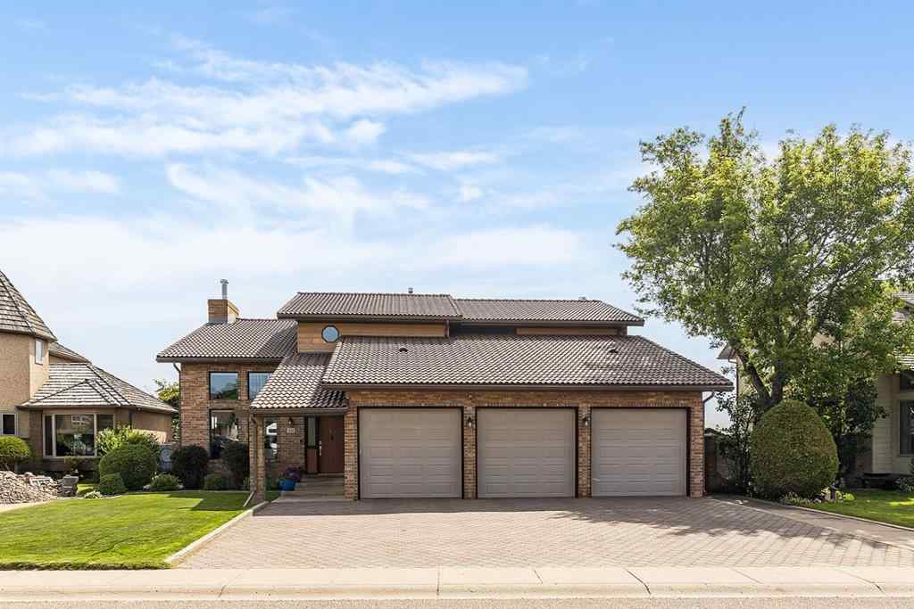 MLS® A2232481 - 614 Ross Glen Drive SE in Ross Glen Medicine Hat, Residential