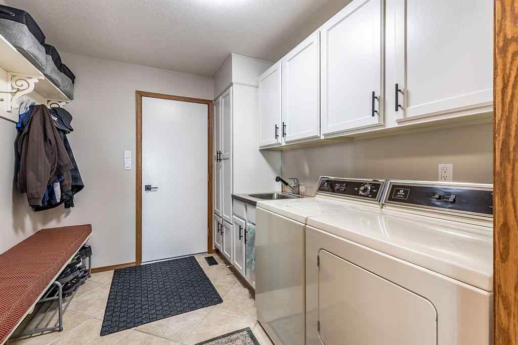 MLS® A2232481 - 614 Ross Glen Drive SE in Ross Glen Medicine Hat, Residential