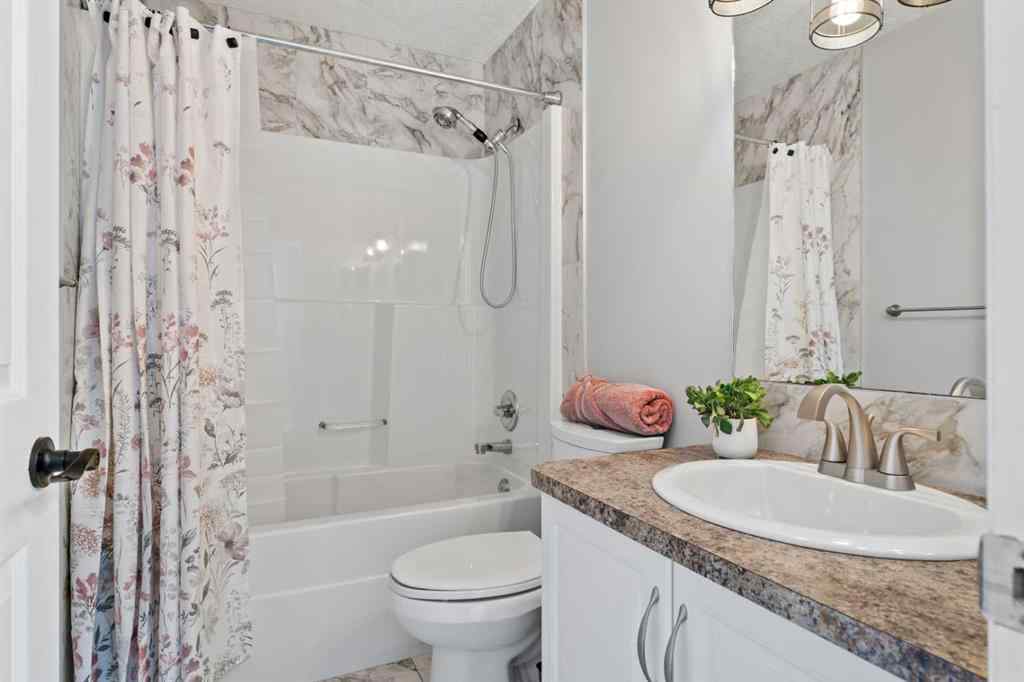 MLS® A2232498 - 95 Sierra Nevada Green SW in Signal Hill Calgary, Residential