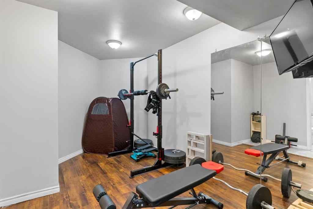 MLS® A2232498 - 95 Sierra Nevada Green SW in Signal Hill Calgary, Residential