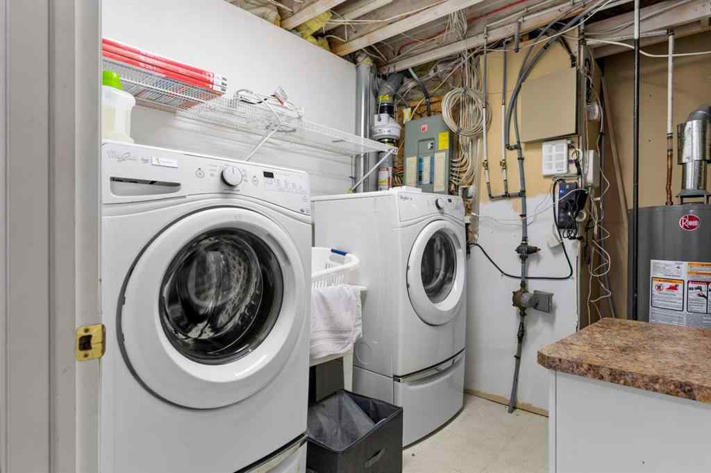 MLS® A2232498 - 95 Sierra Nevada Green SW in Signal Hill Calgary, Residential